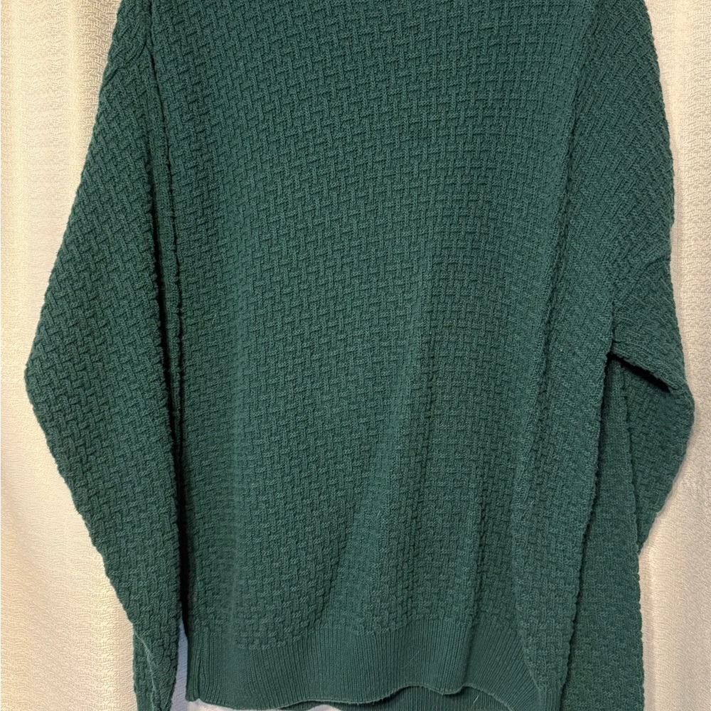 Vintage Ashland Men's Deep Green Textured Crewneck Sweater